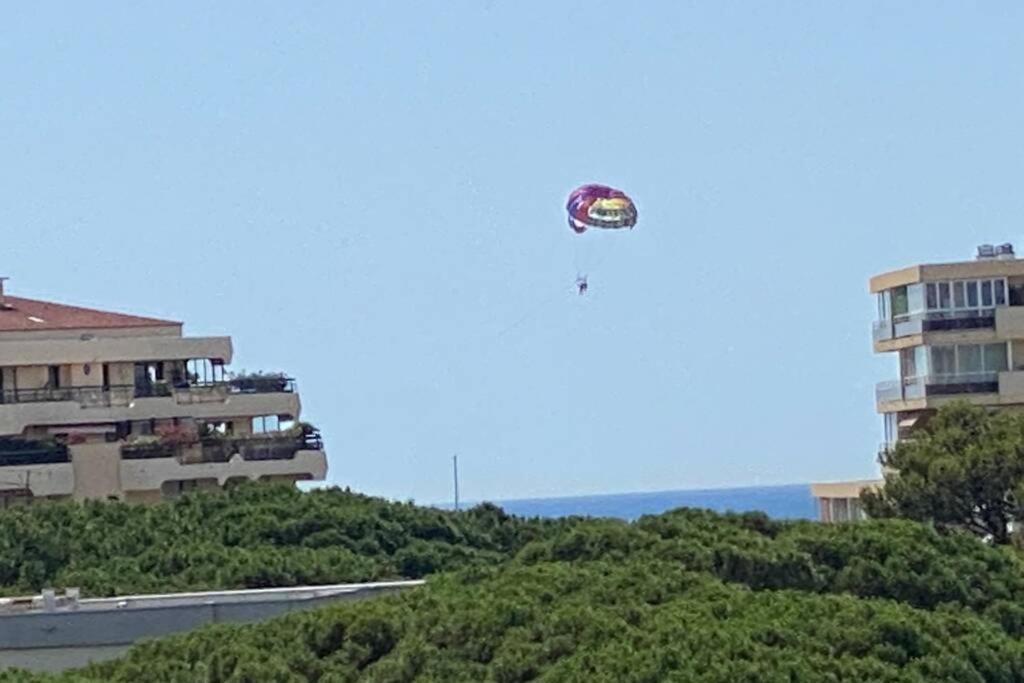 Très beau T4 à Fréjus plage Apartamento Exterior foto